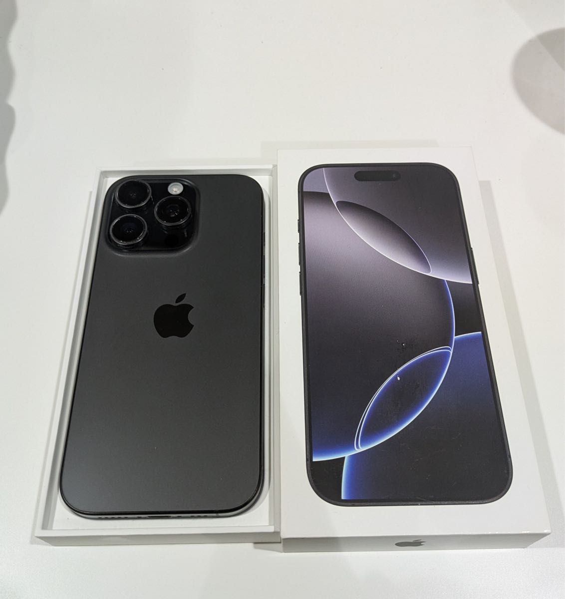 iPhone 15 Pro ブラックチタニウム 128GB SIMフリー バッテリー98