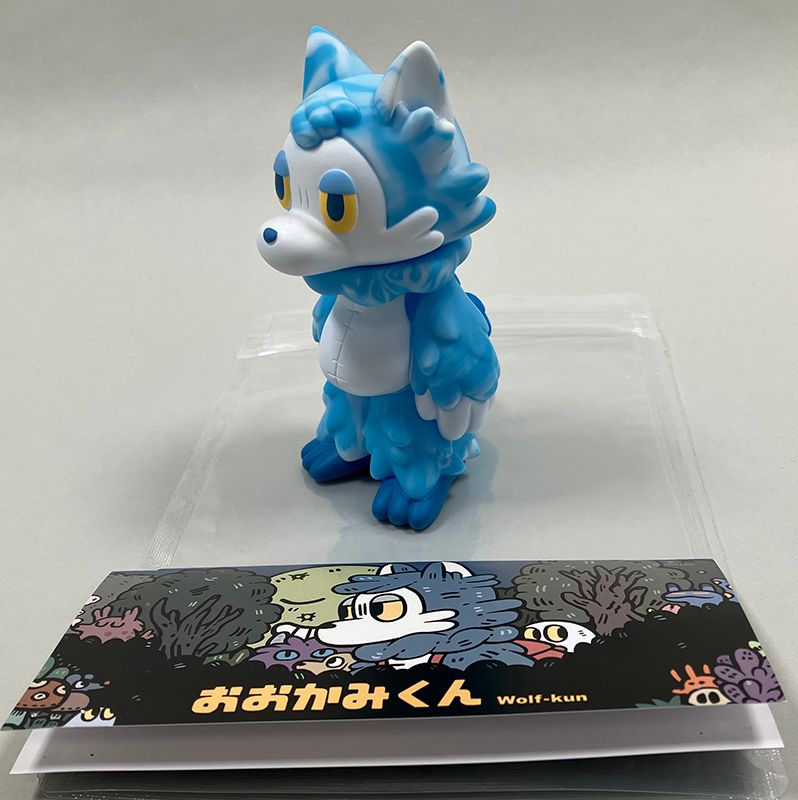 サイン入り あらいきりこ おおかみくん 青空 マーブル ソフビ｜Yahoo
