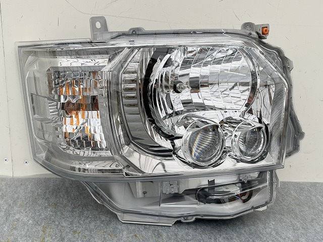 2026年最新】Yahoo!オークション -ハイエース 200系 4型 純正 led