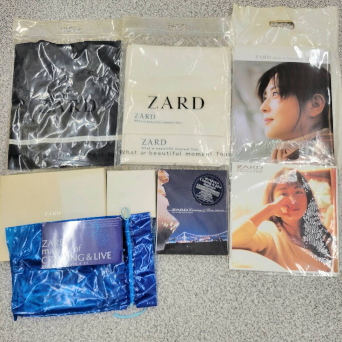 Yahoo!オークション -「zard 」の落札相場・落札価格
