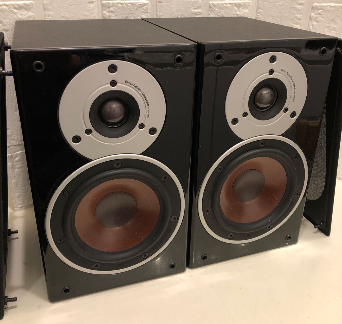 DALI ZENSOR1 [ライトウォールナット ペア] オークション比較 - 価格.com