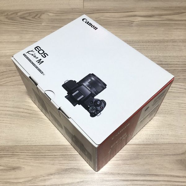 CANON EOS Kiss M ダブルレンズキット [ブラック] オークション比較