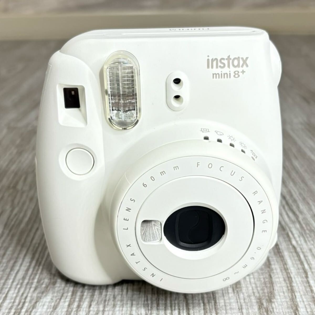 富士フイルム instax mini 8 チェキ White [ホワイト] オークション