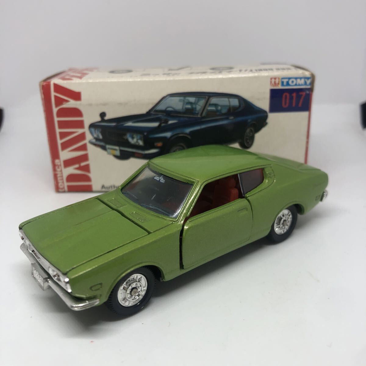 Yahoo!オークション -「ブルーバードu 1800 sss-e」(乗用車) (トミカ