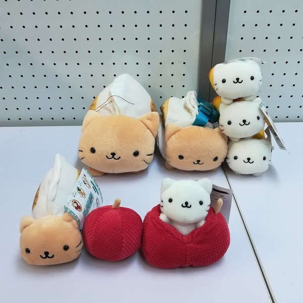 Yahoo!オークション -「にゃんにゃんにゃんこ」(ぬいぐるみ) の落札