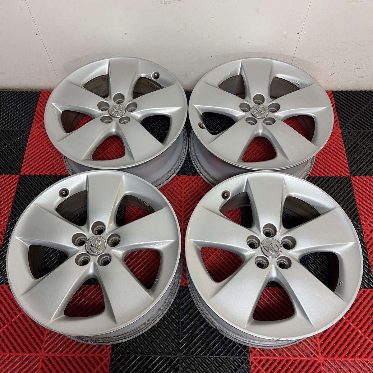 Yahoo!オークション -「プリウス 30 純正 ホイール」の落札相場・落札価格