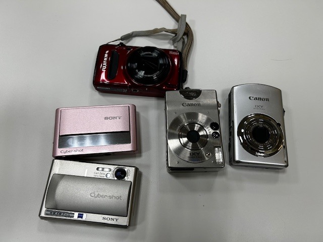 Yahoo!オークション - 中古 コンパクトデジタルカメラ 14点 セット［ジ