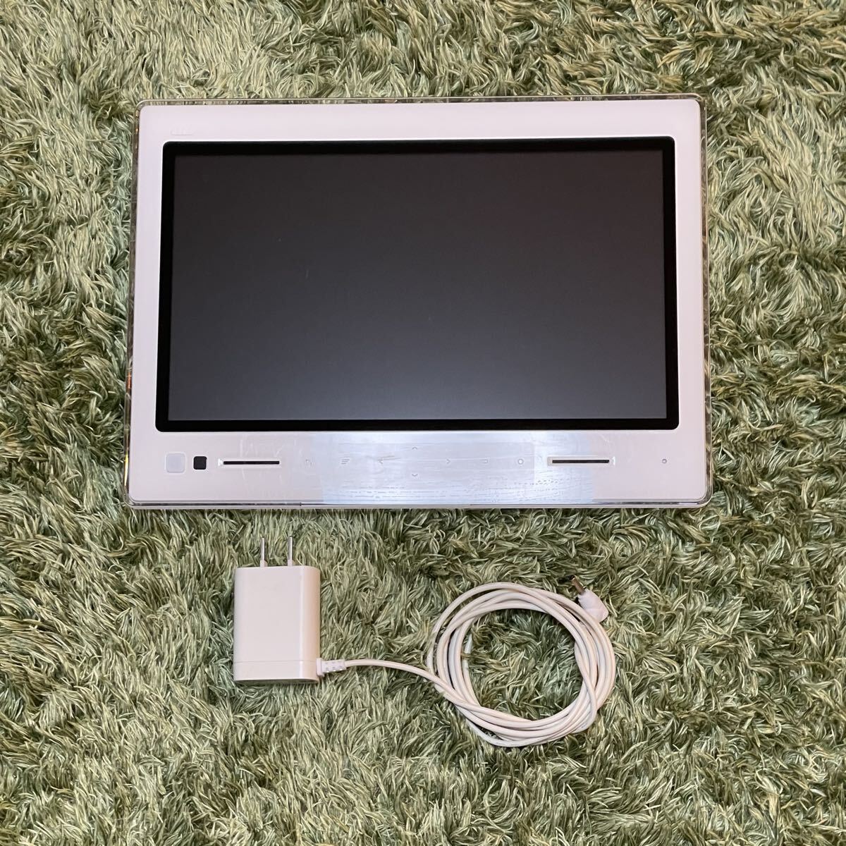 Yahoo!オークション -「au photo-u tv zts11」(映像機器) の落札相場