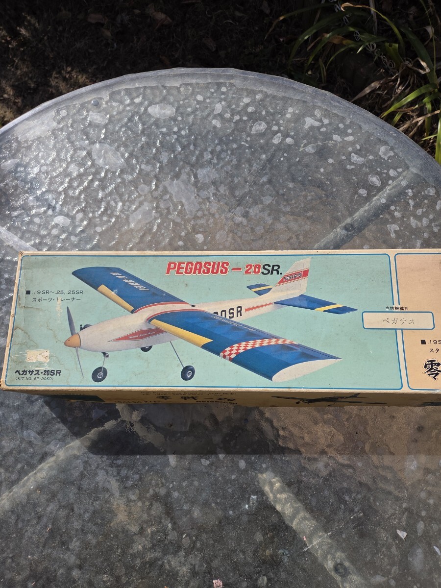 Yahoo!オークション -「～sr」(組立キット（エンジン）) (飛行機)の