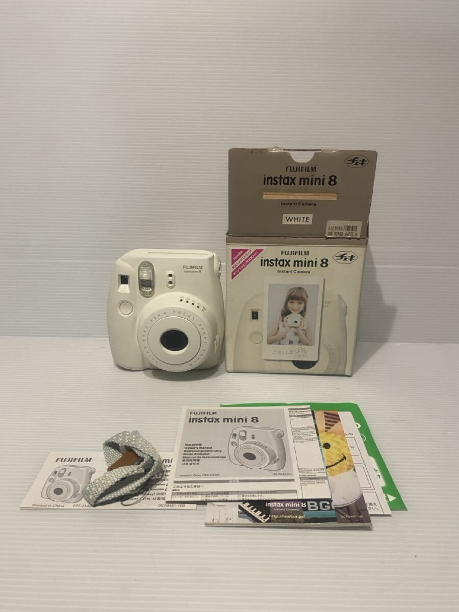 富士フイルム instax mini 8+ チェキ [ミント] オークション比較