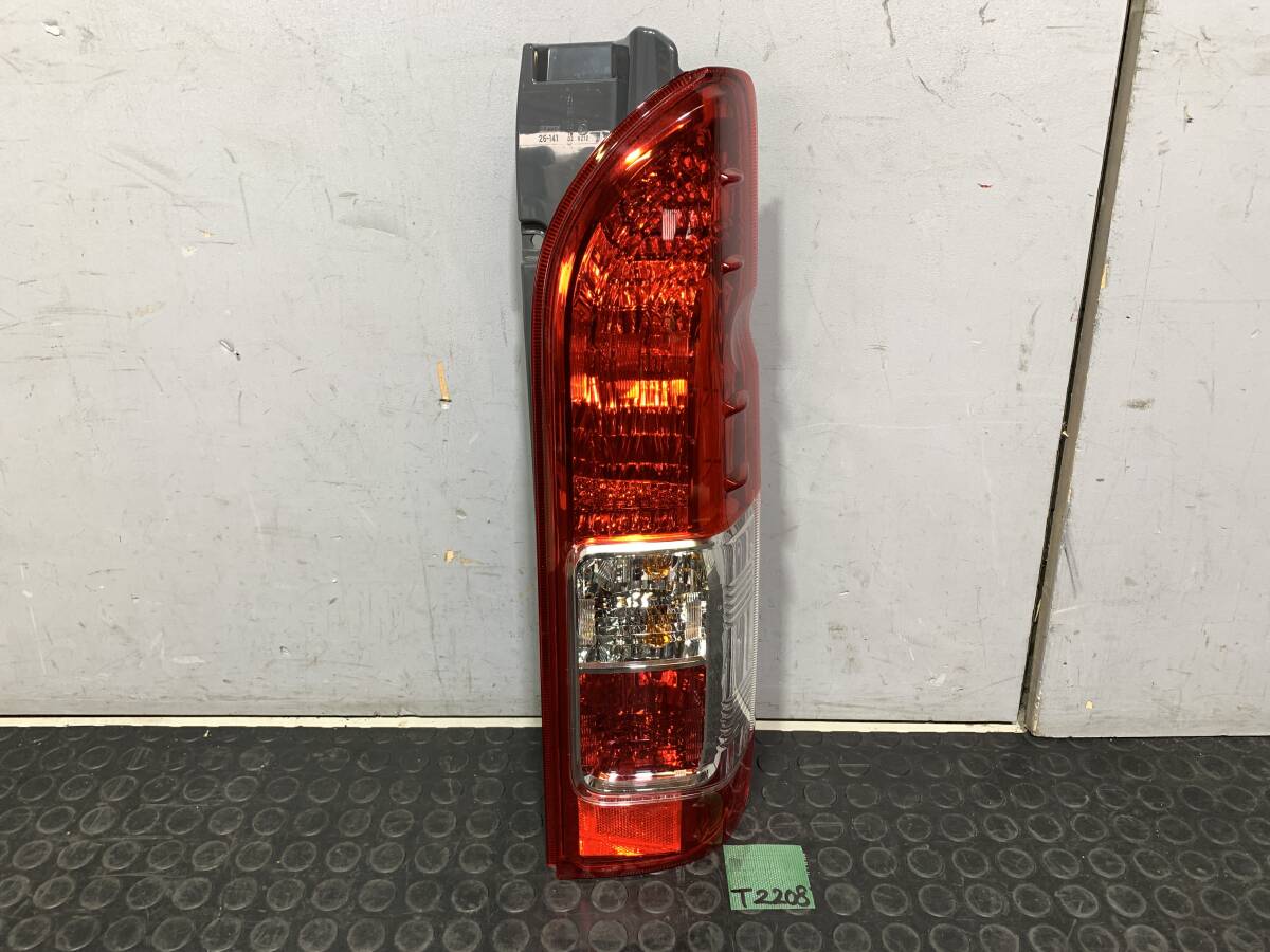 2026年最新】Yahoo!オークション -ハイエース 新車外し テールの中古品