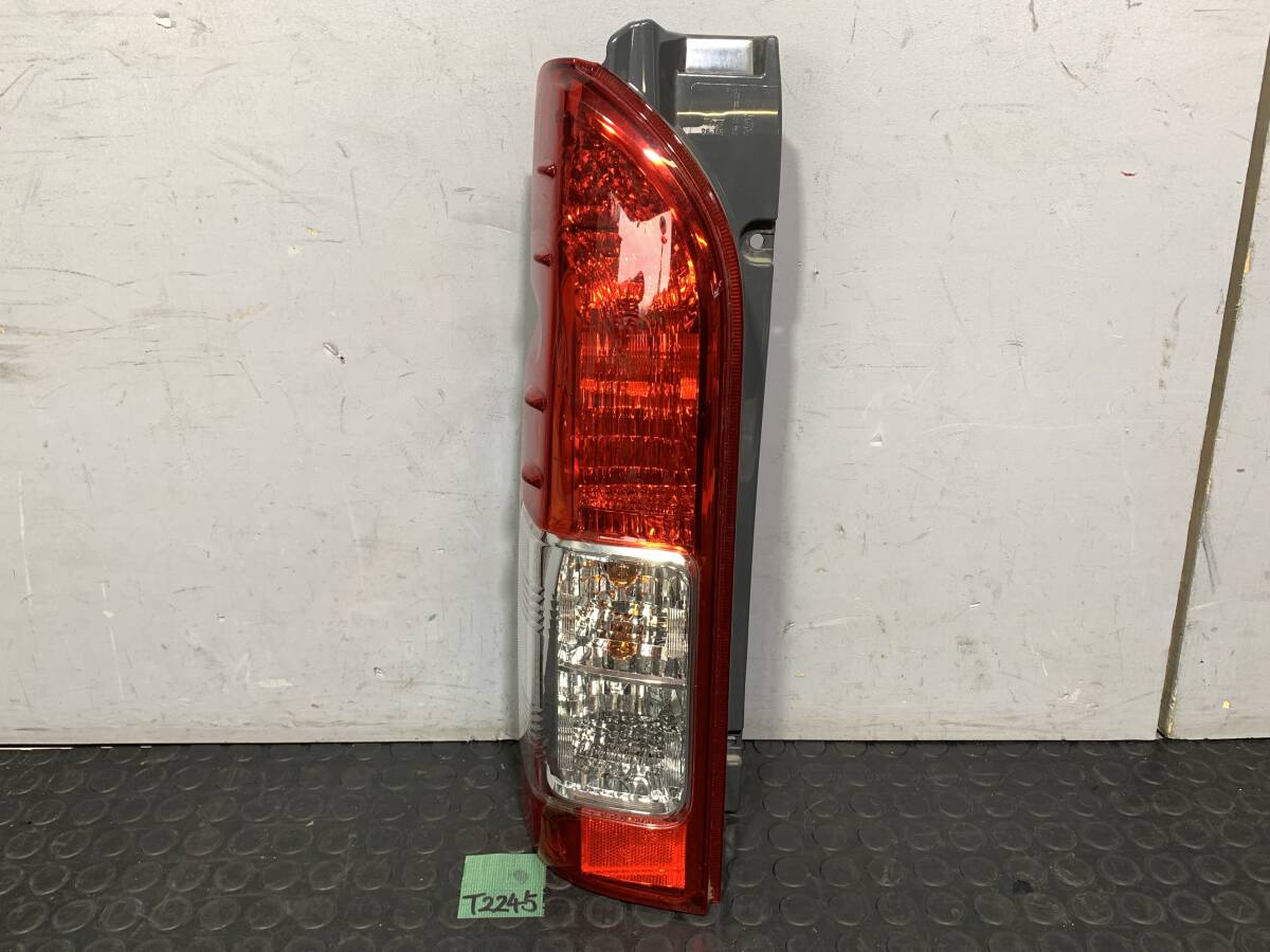 2026年最新】Yahoo!オークション -ハイエース 新車外し テールの中古品
