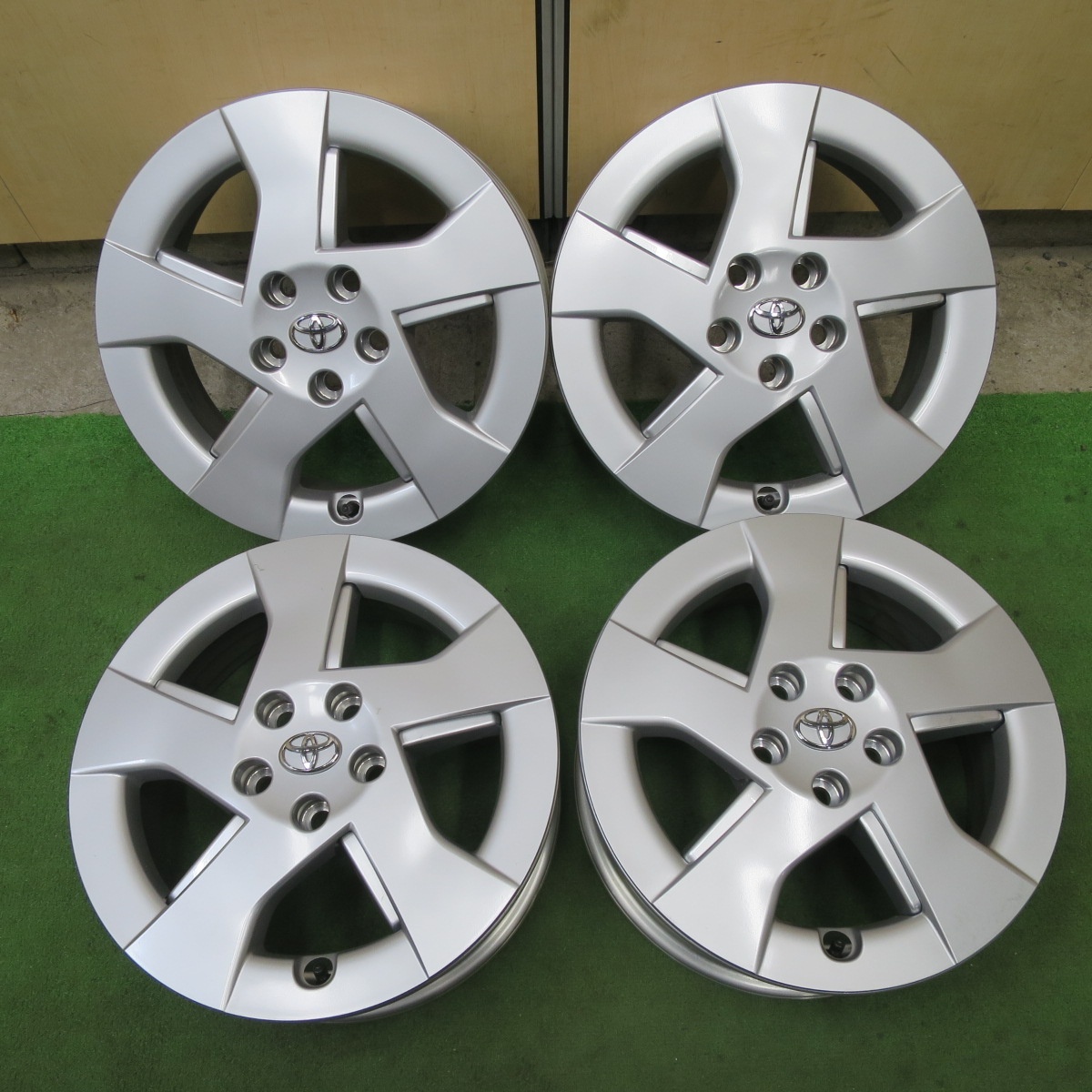 2026年最新】Yahoo!オークション -30 プリウス 新車外しの中古品・新品