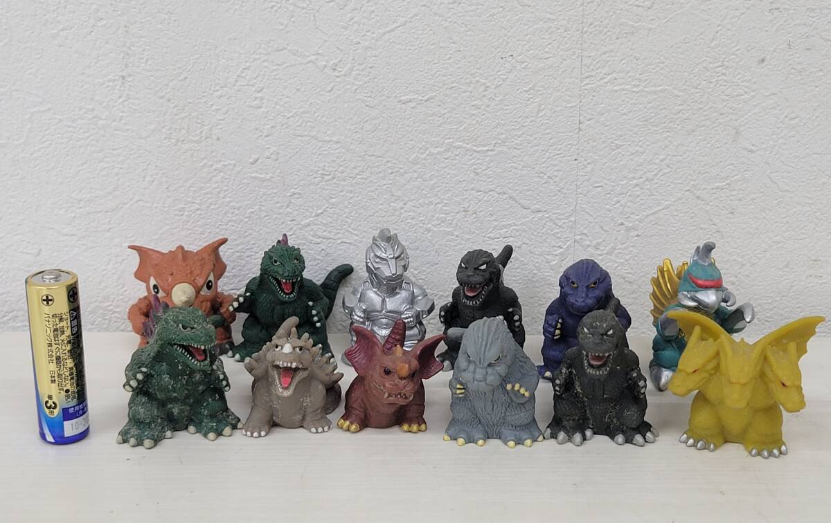 Yahoo!オークション -「ゴジラ ソフビ まとめ」の落札相場・落札価格