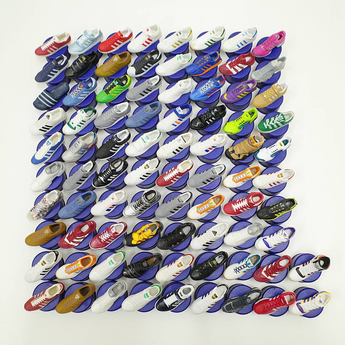 Yahoo!オークション -「アディダス ボトルキャップ」の落札相場・落札価格