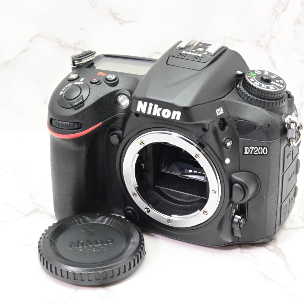 ニコン D7200 ボディ オークション比較 - 価格.com