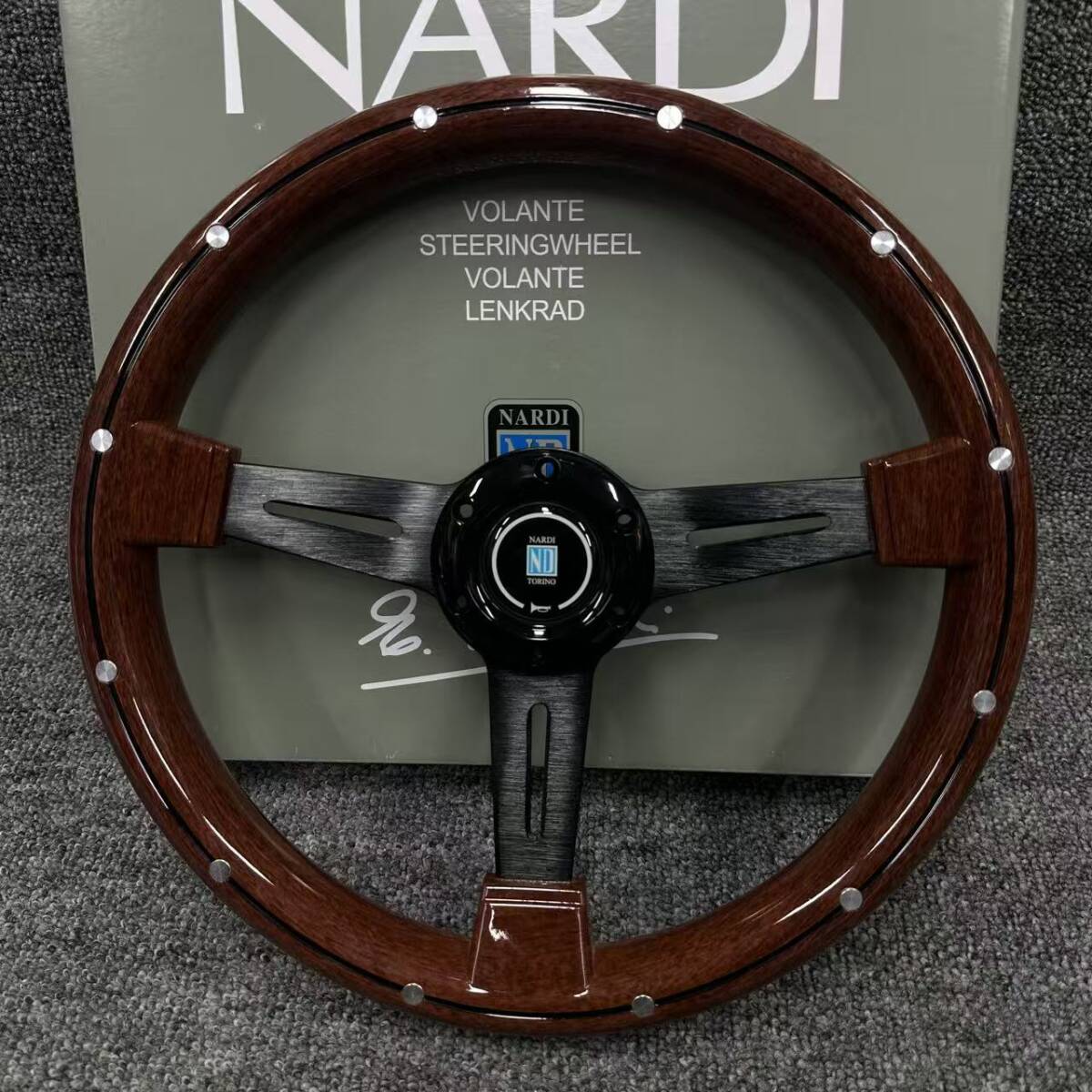 Yahoo!オークション - ナルディ (ステアリング) の中古品・新品・未使用品