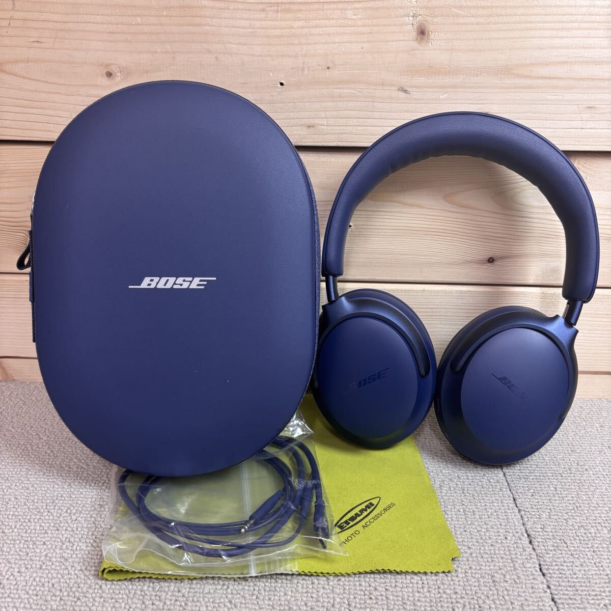 Bose QuietComfort Ultra Headphones [ルナブルー] オークション比較