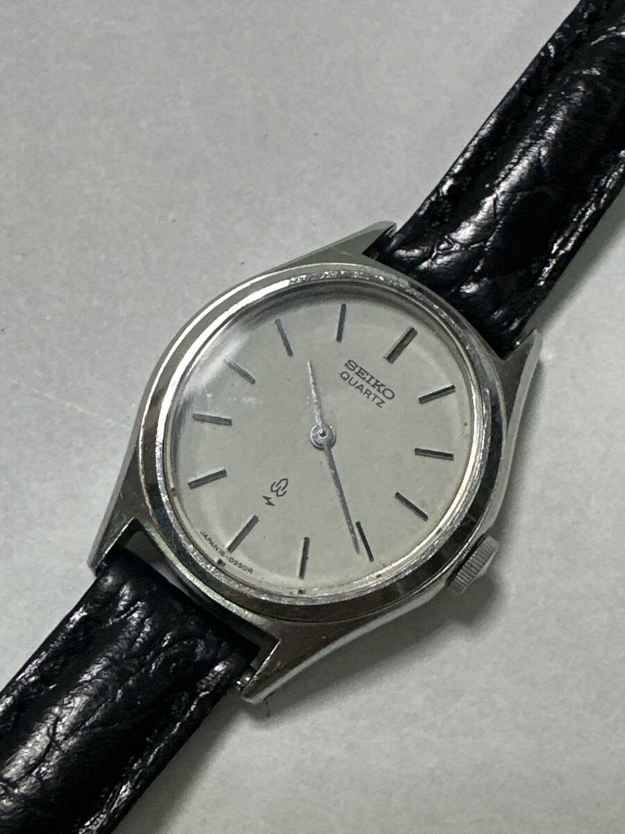 Yahoo!オークション - 当時物 希少レア SEIKO D229-5000 SEIKO Silver