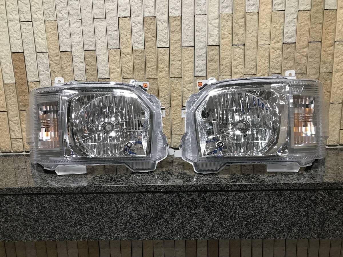 Yahoo!オークション -「ハイエース純正 新車外し」(ヘッドライト
