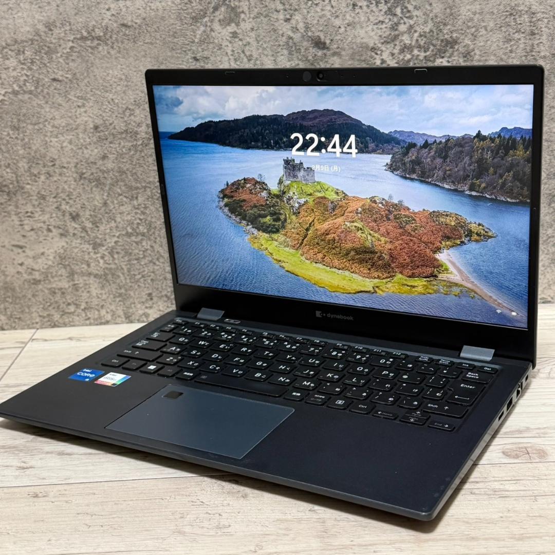 軽量 dynabook G83HU 第11世代i5 16GB 256GB Office付き 即納 初心者に