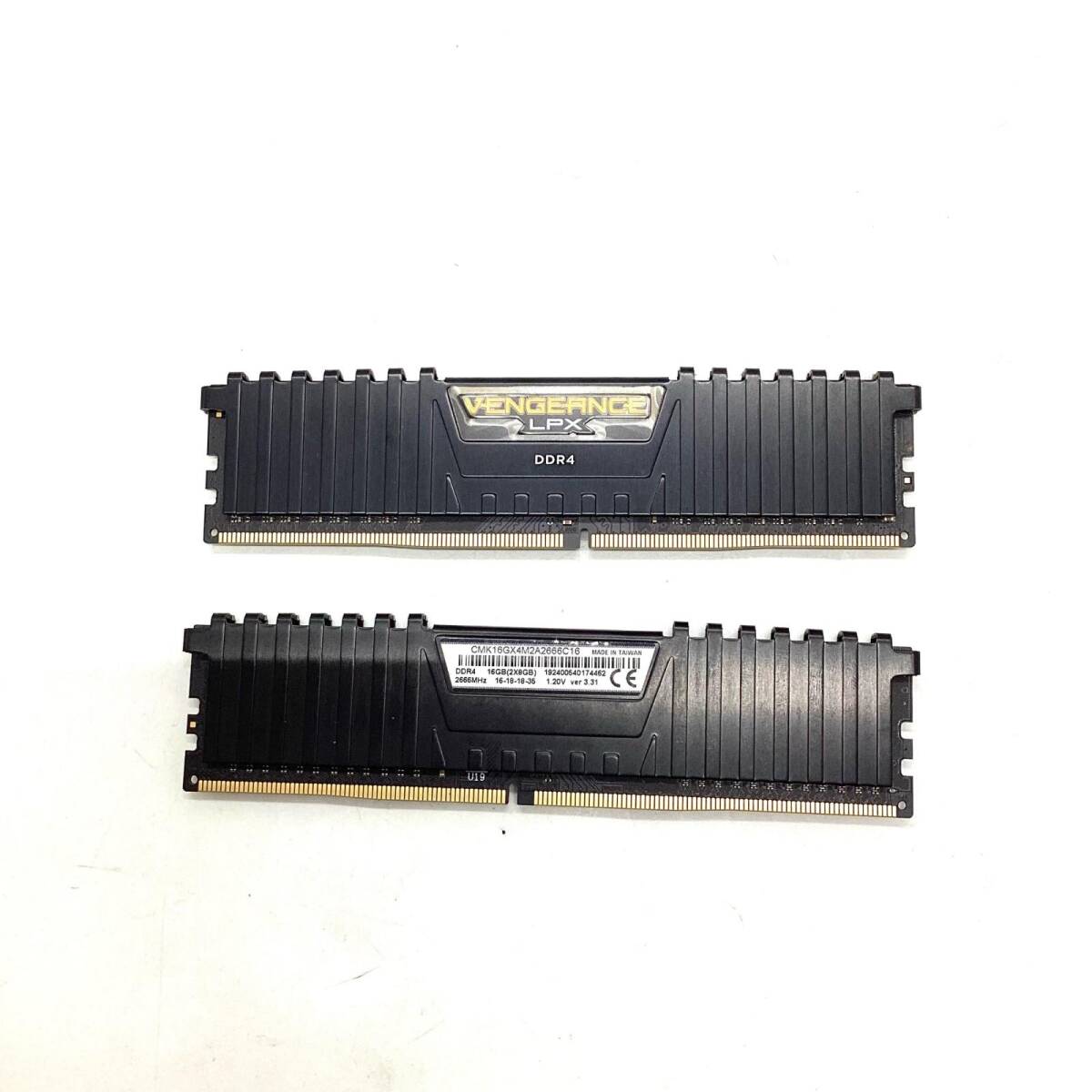 Corsair CMK16GX4M2A2666C16 [DDR4 PC4-21300 8GB 2枚組] オークション