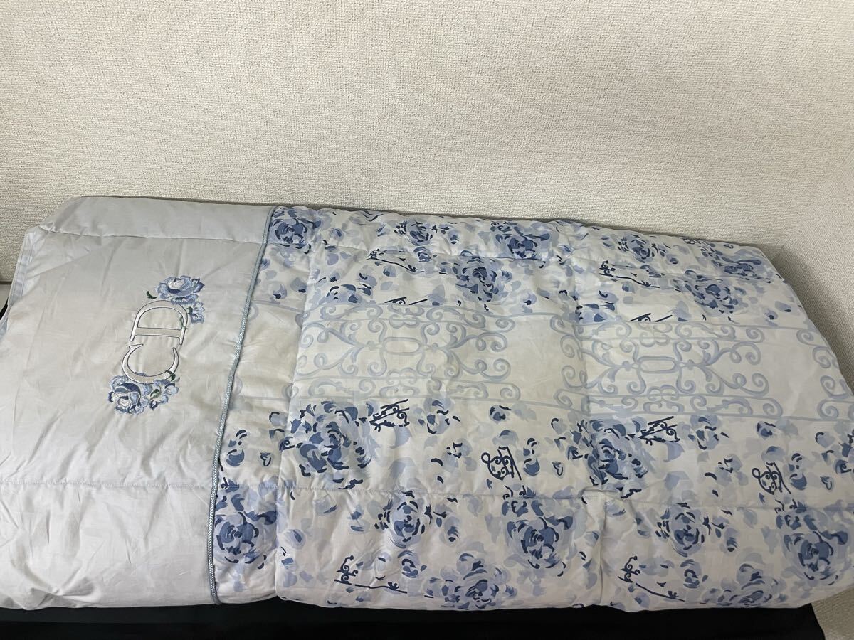 Yahoo!オークション -「クリスチャン ディオール」(布団) (寝具)の落札