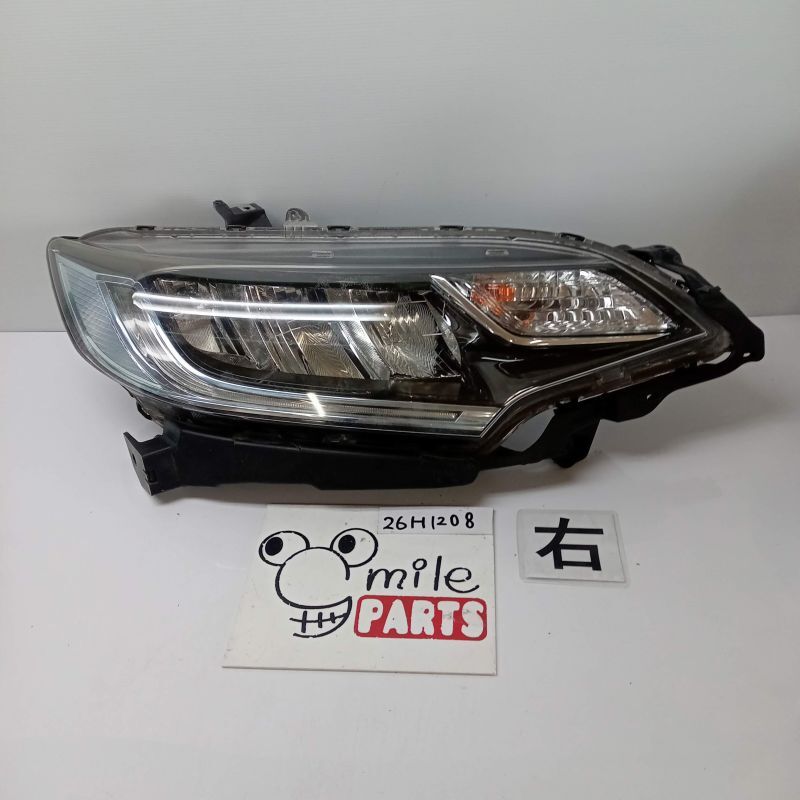 Yahoo!オークション -「フィット gp5 ヘッドライト」の落札相場・落札価格