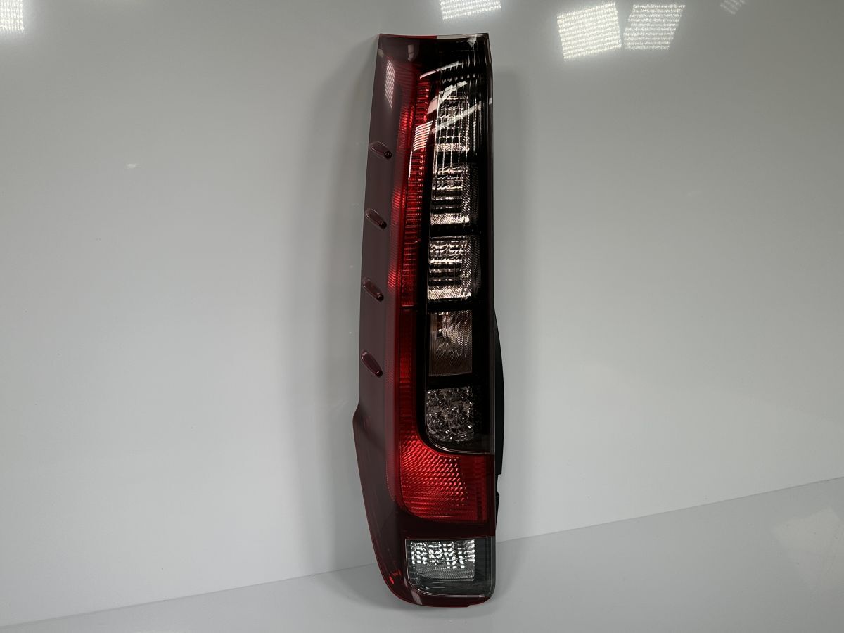 2026年最新】Yahoo!オークション -ノア 80 純正(テールライト)の中古品