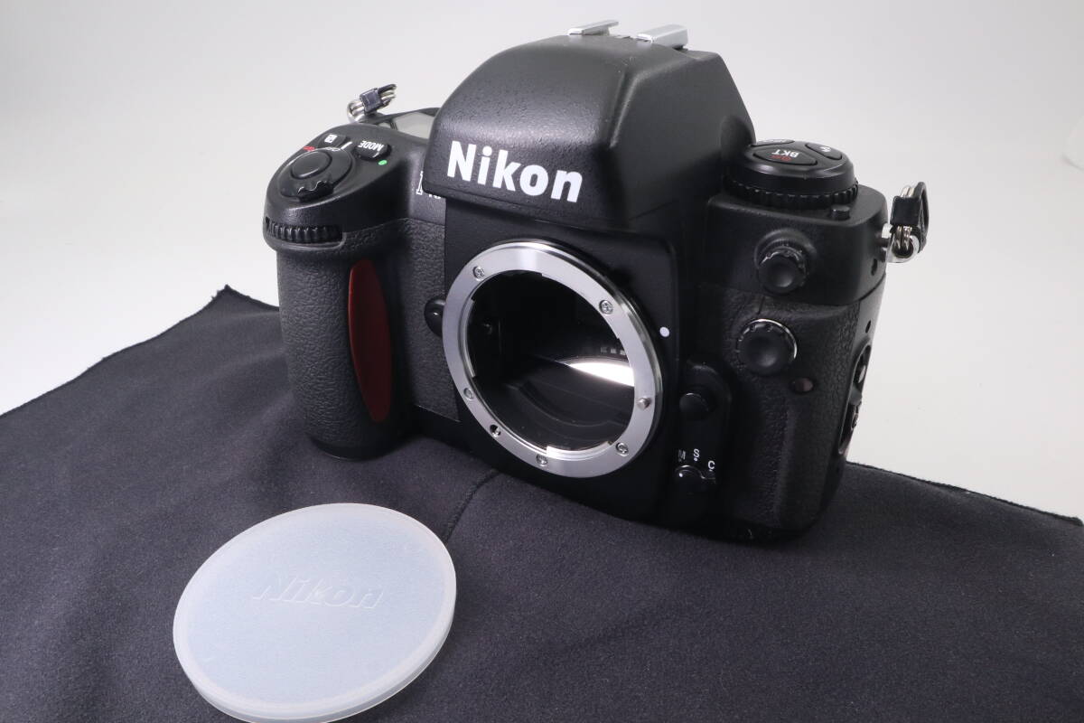 Yahoo!オークション - 「ニコン f100」の落札相場・落札価格