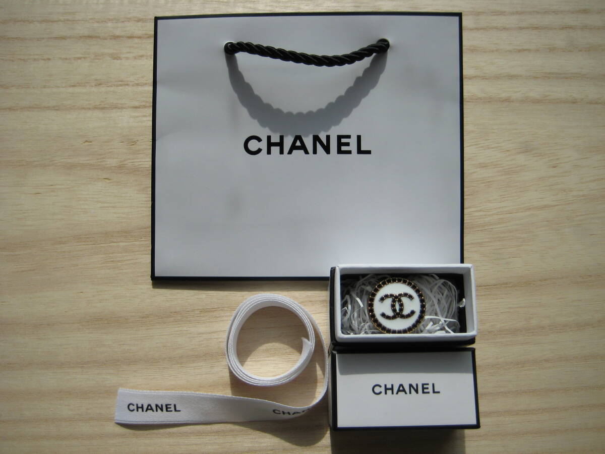 2026年最新】Yahoo!オークション -(ピンバッジ ピンバッチ)(シャネル