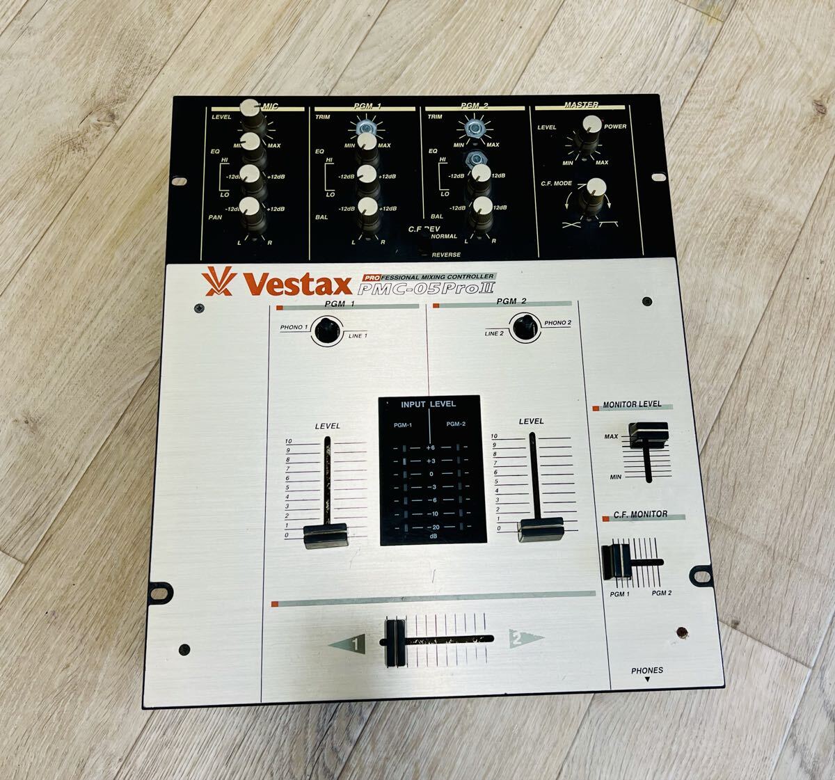 Yahoo!オークション -「vestax pmc-05」の落札相場・落札価格