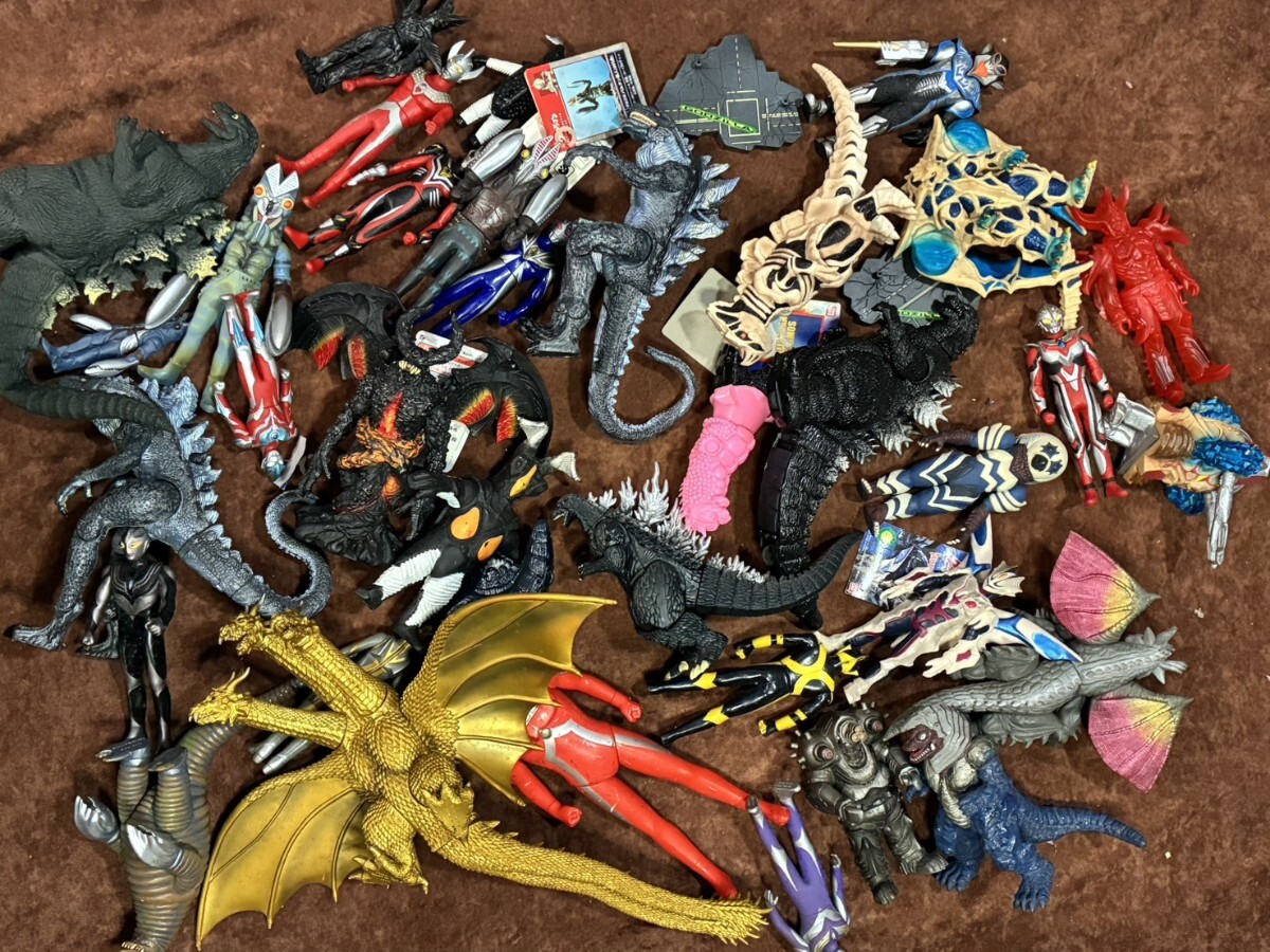 Yahoo!オークション -「ウルトラマン ソフビ まとめ」(その他) (ゴジラ