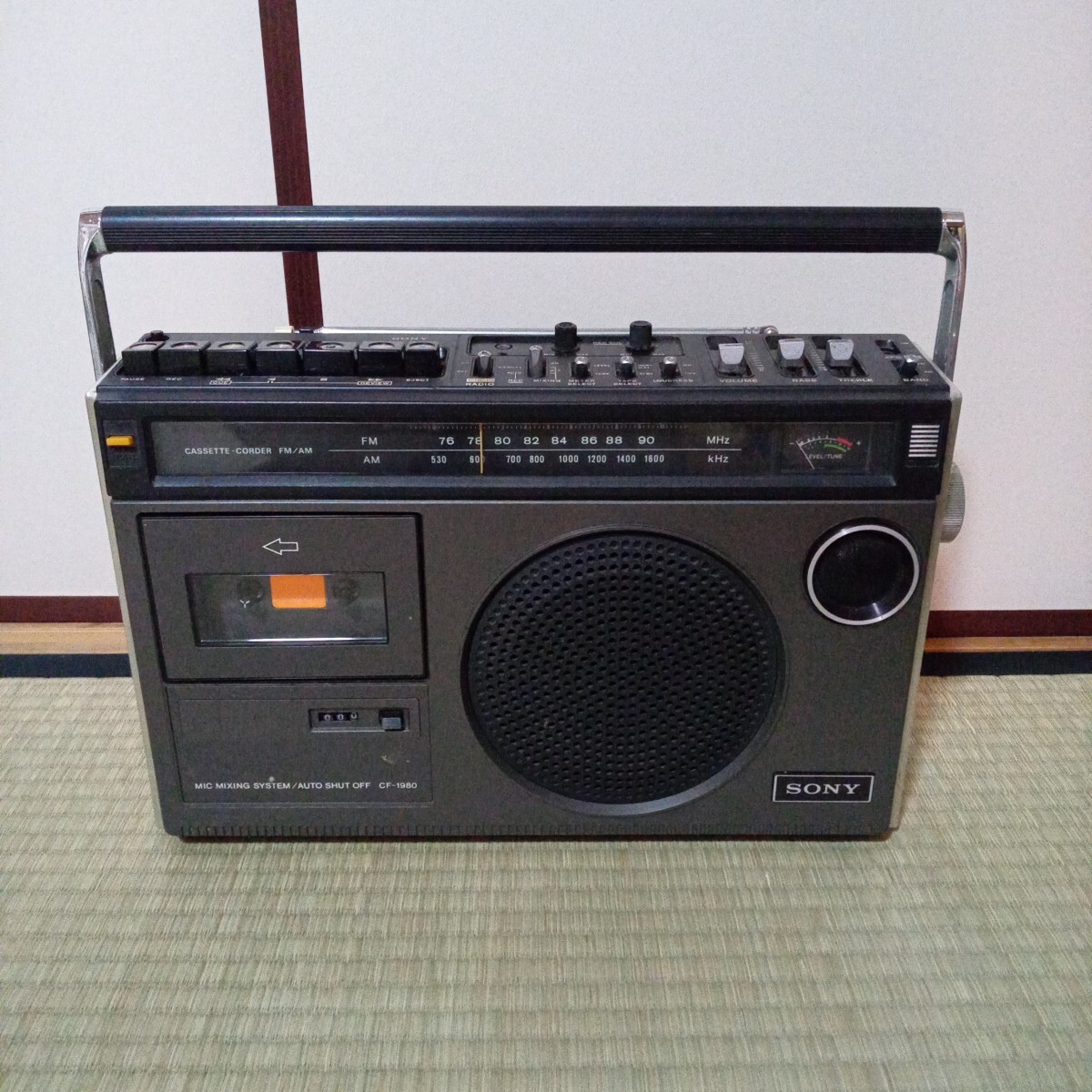 Yahoo!オークション -「sony昭和レトロラジカセ」の落札相場・落札価格