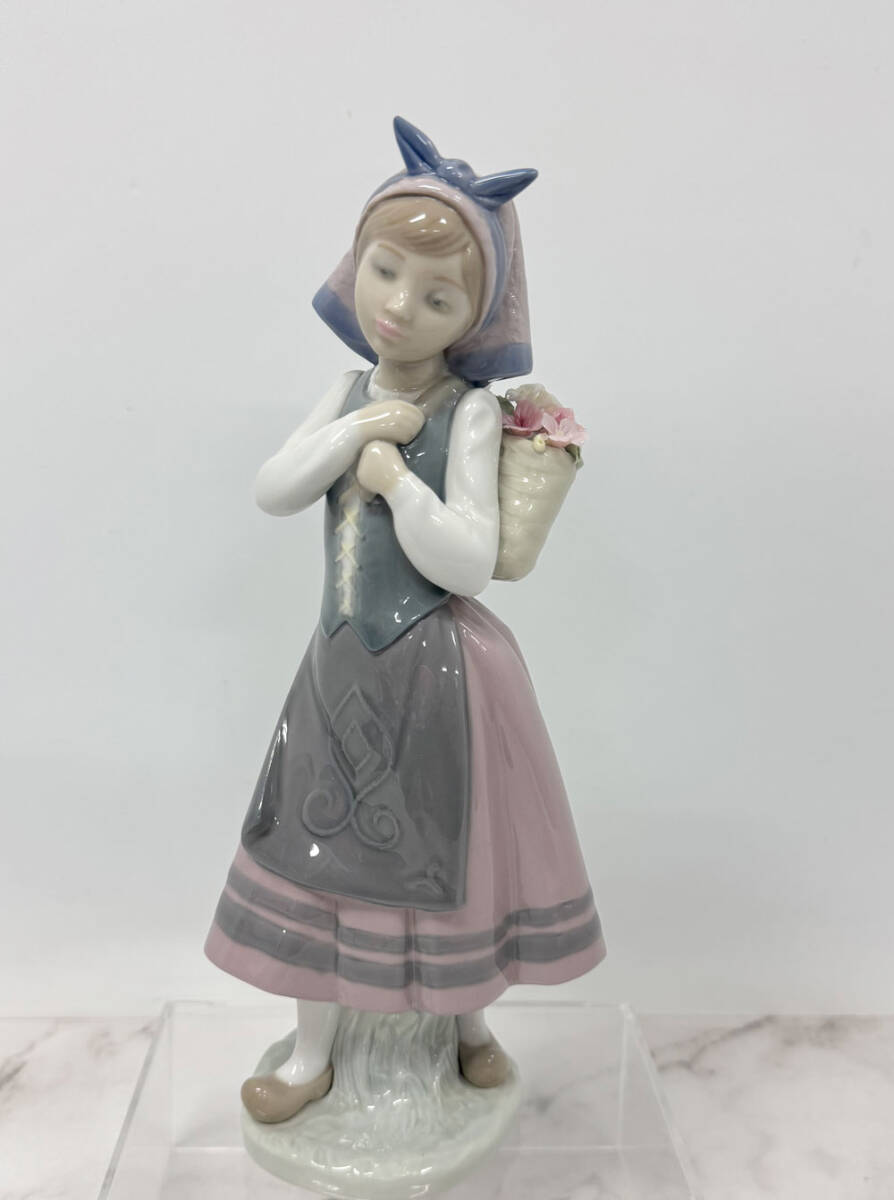 Yahoo!オークション -「籠」(リヤドロ) (西洋陶磁)の落札相場・落札価格