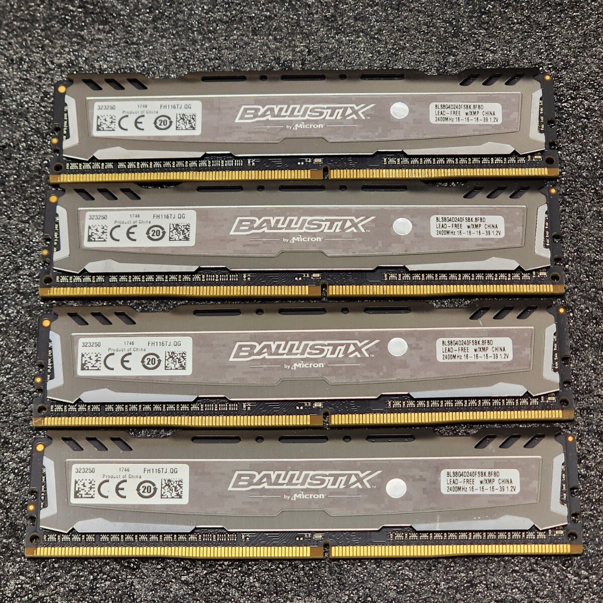 CORSAIR DDR4-2666MHz メモリ 8GB × 4枚セット（合計32GB）｜Yahoo