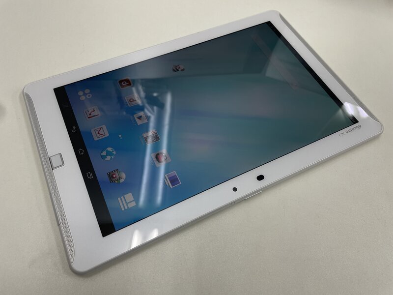 Yahoo!オークション -「docomo arrows tab f-02f」の落札相場・落札価格