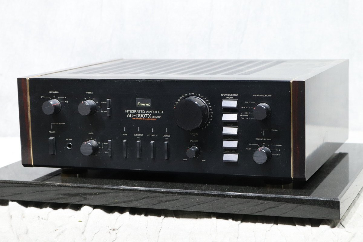 Yahoo!オークション -「au-d907x」の落札相場・落札価格