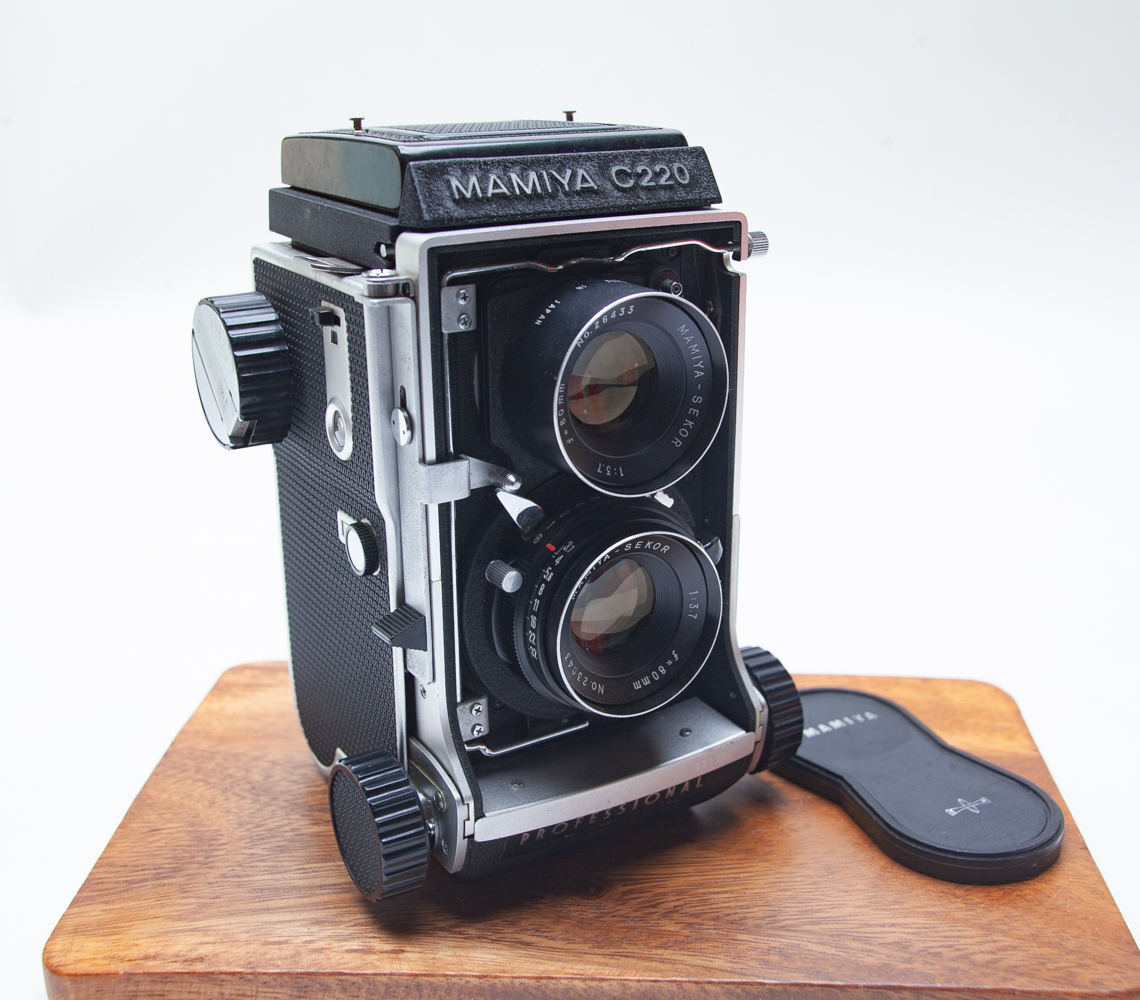 Yahoo!オークション -「マミヤc220」(二眼レフ) (フィルムカメラ)の