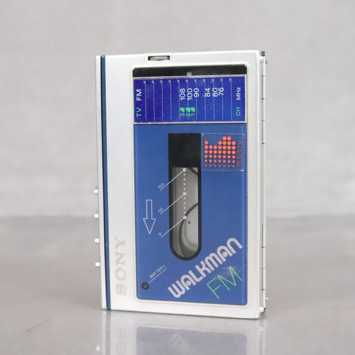 Yahoo!オークション - 「walkmanジャンク」の落札相場・落札価格