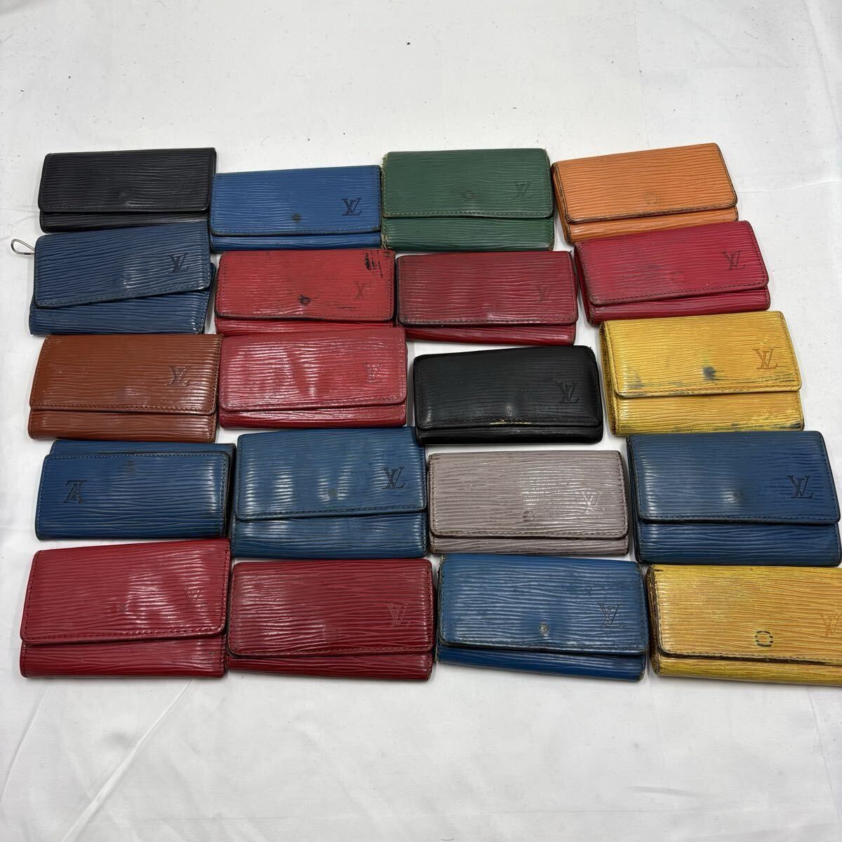 Yahoo!オークション -「大量まとめ売り」(ルイ・ヴィトン) (る)の落札