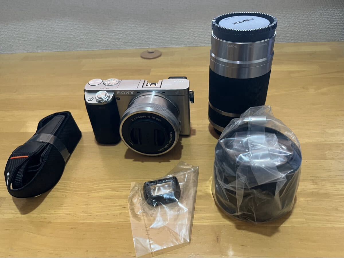 SONY α6000 ILCE-6000Y ダブルズームレンズキット [ブラック