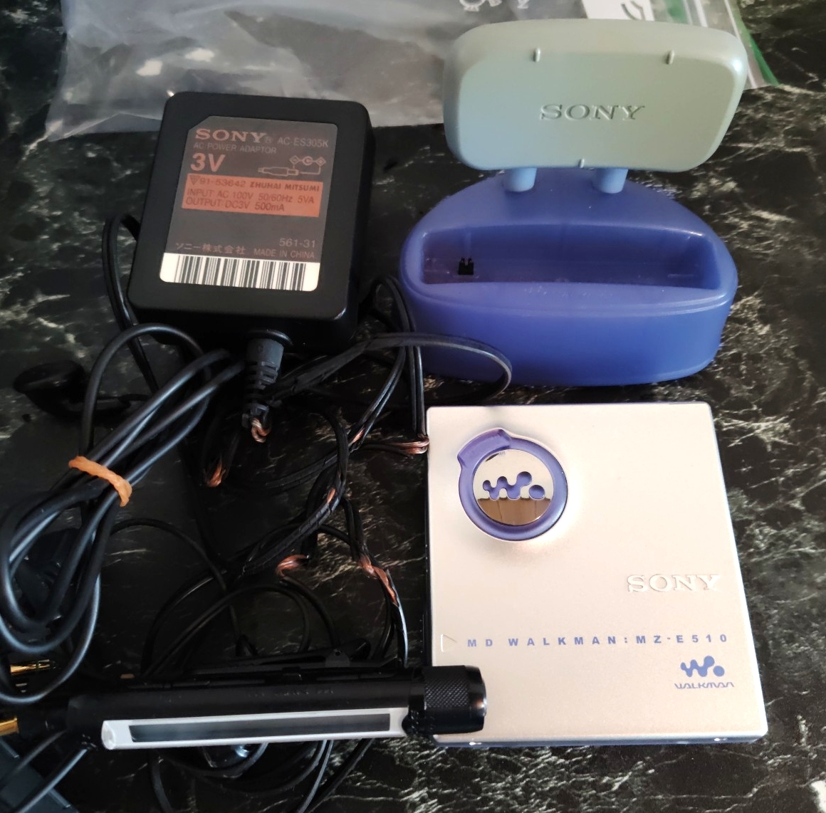 Yahoo!オークション -「レトロsony」(MDプレーヤー) (ポータブル