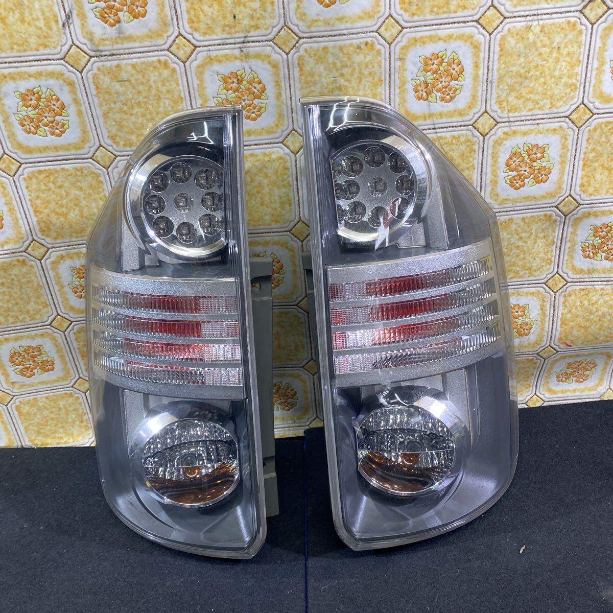 2026年最新】Yahoo!オークション -ノア 70 テールランプ 右の中古品