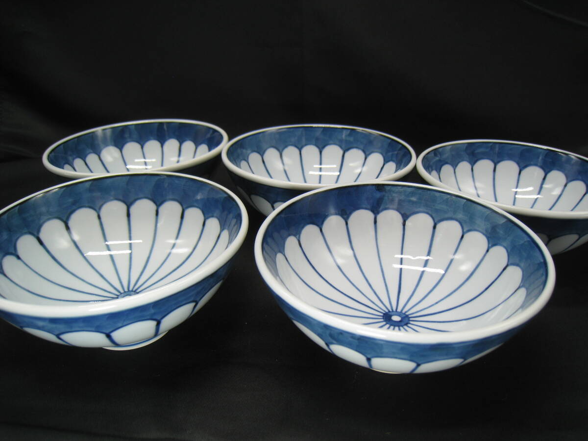 Yahoo!オークション - 「源右衛門」染付 (伊万里、有田) の落札相場