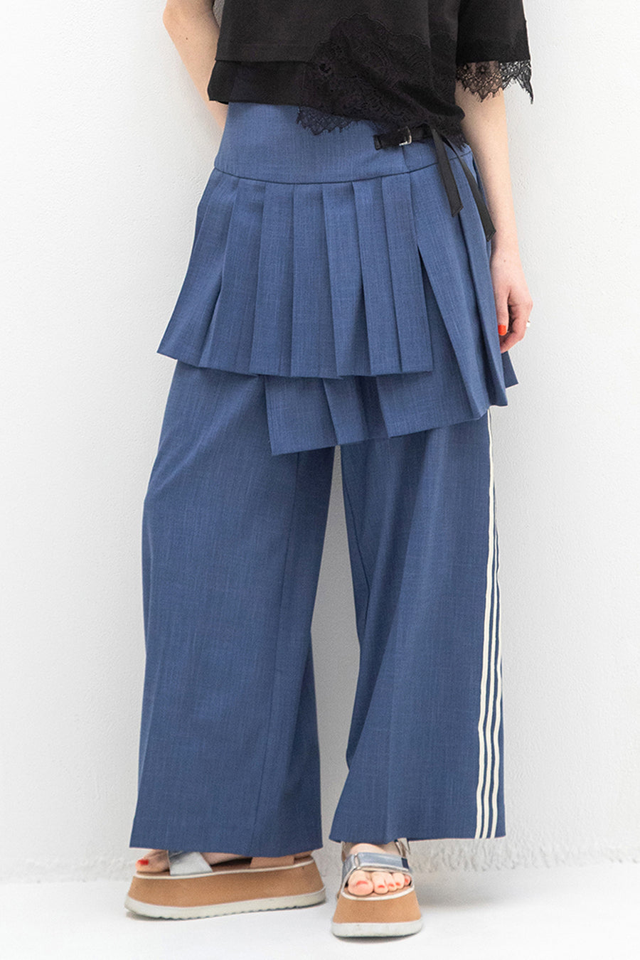 PLEATS SKIRT LAYERED PANTS — aulaaila
