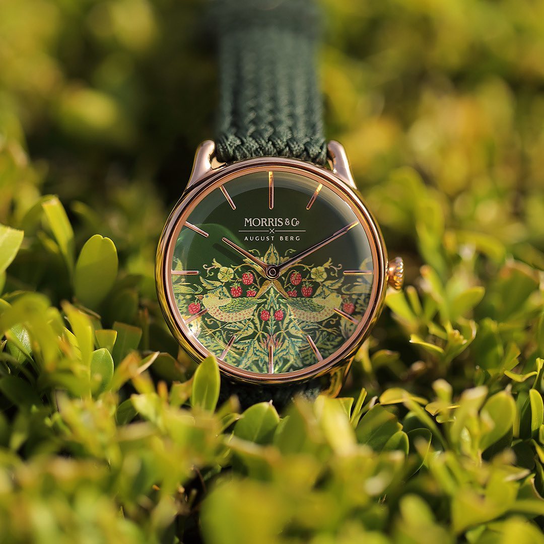 Morris & Co. Fennel Rose Gold Strawberry Thief Watch – August Berg