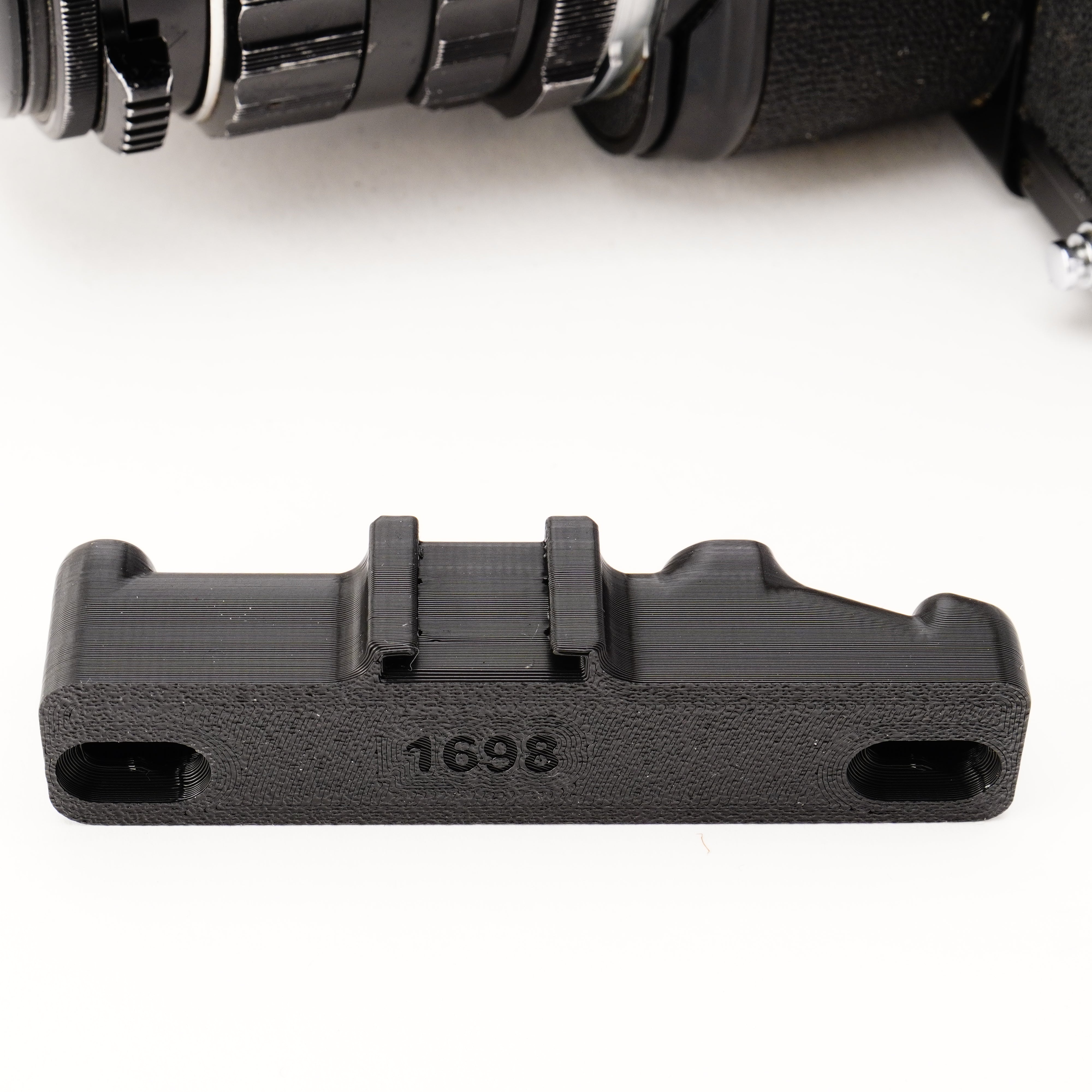 Hand grip for Pentax 6x7, Pentax 67 (Right / Left / Set) – Ausgeknipst