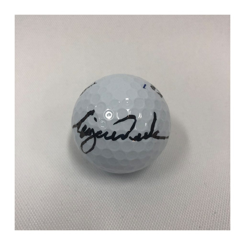 額入り】タイガー・ウッズ 直筆サイン入りマスターズゴルフボール