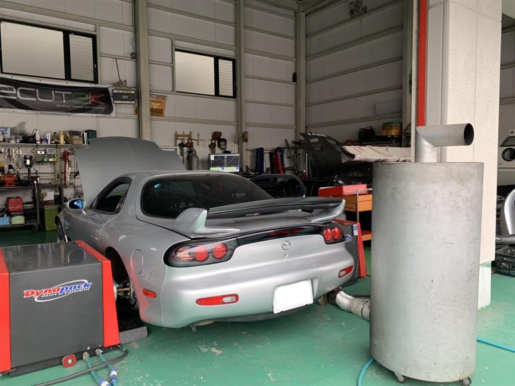 マツダ・RX-7（FD3S） 前置きインタークーラー HKS・V-Proセッティング